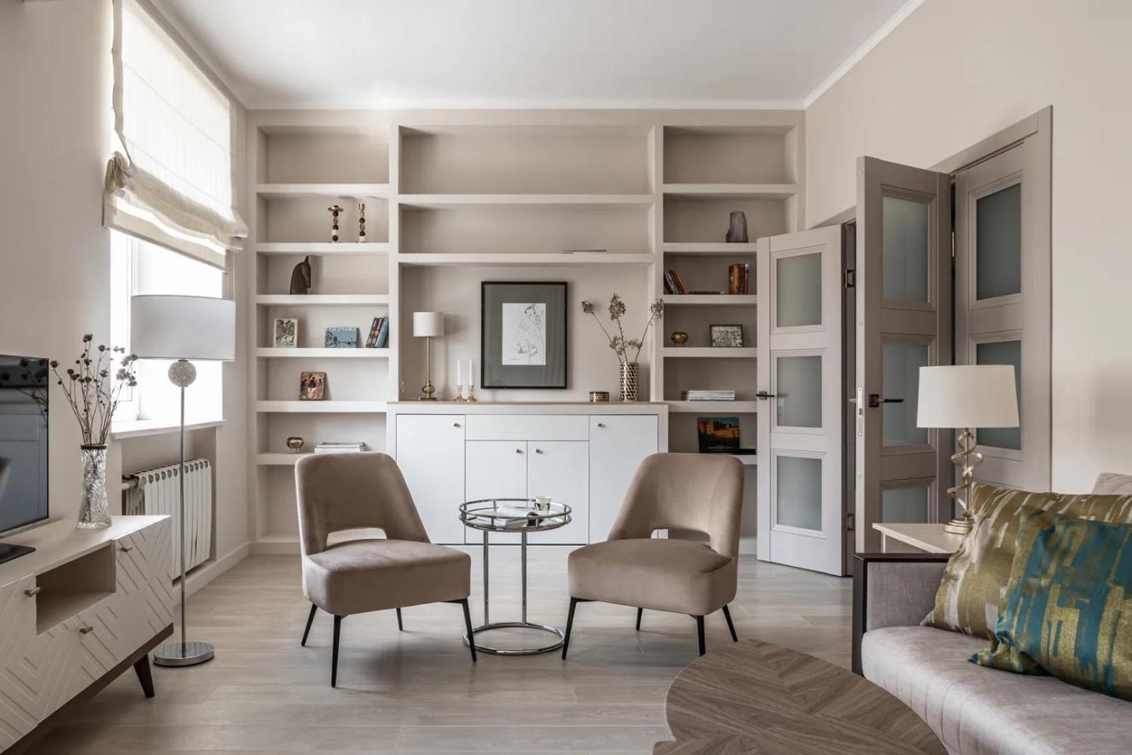 Marc & Spacious And Bright Apartment
